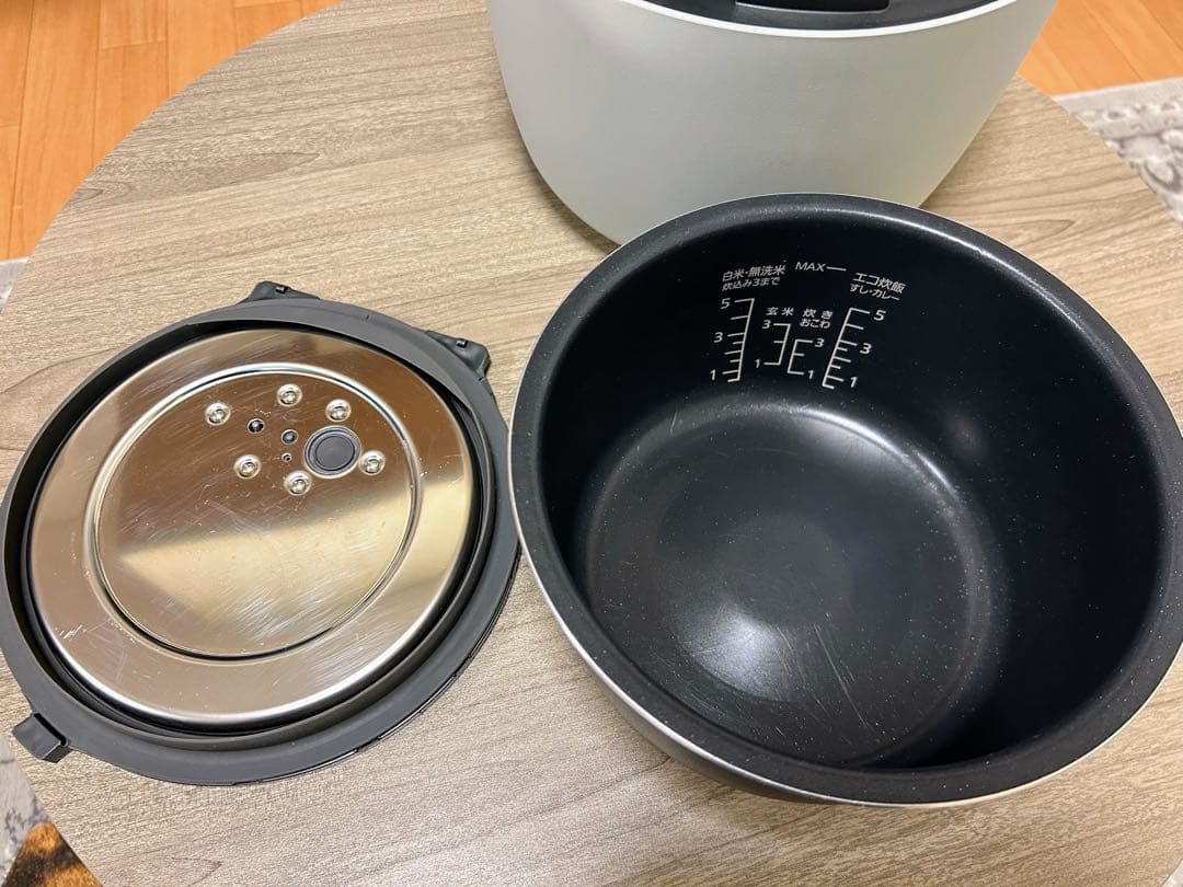 Panasonic SR-R10B-G グリーン 炊飯器　パナソニック