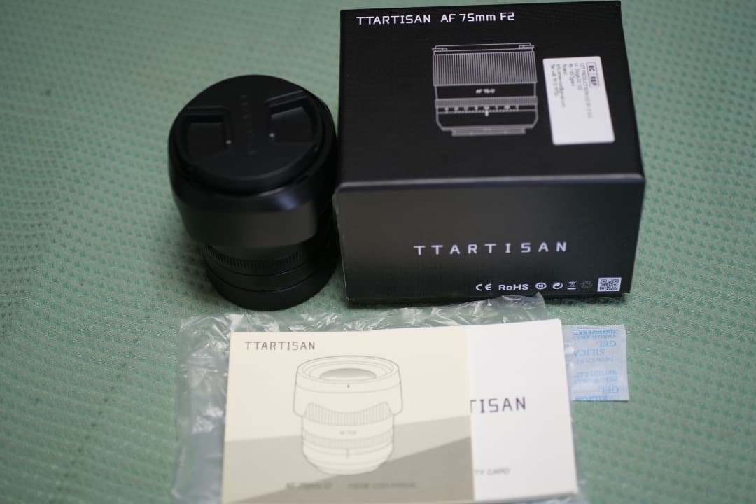 銘匠光学メイショウコウガク TTARTISAN 75mm F2 AF Lマウント