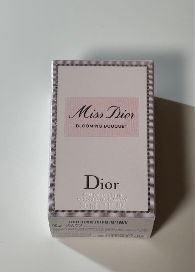 Miss Dior Blooming Bouquet 30ml 専用袋付き