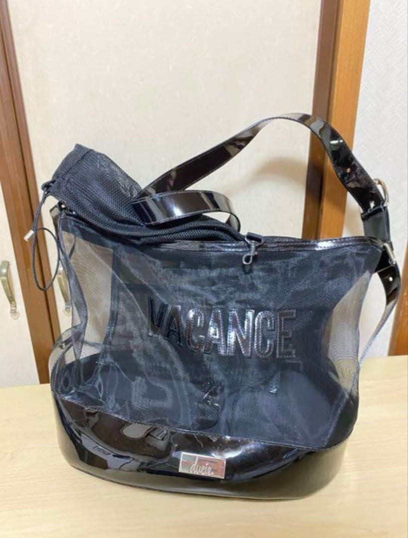ducie メッシュバカンスキャリー黒