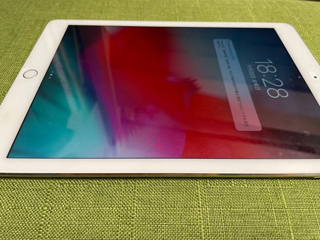【美品】iPad Air2 16G ゴールド