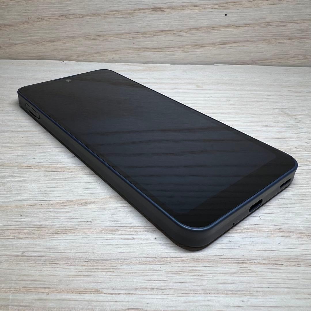 AQUOS wish 3 本体　E86