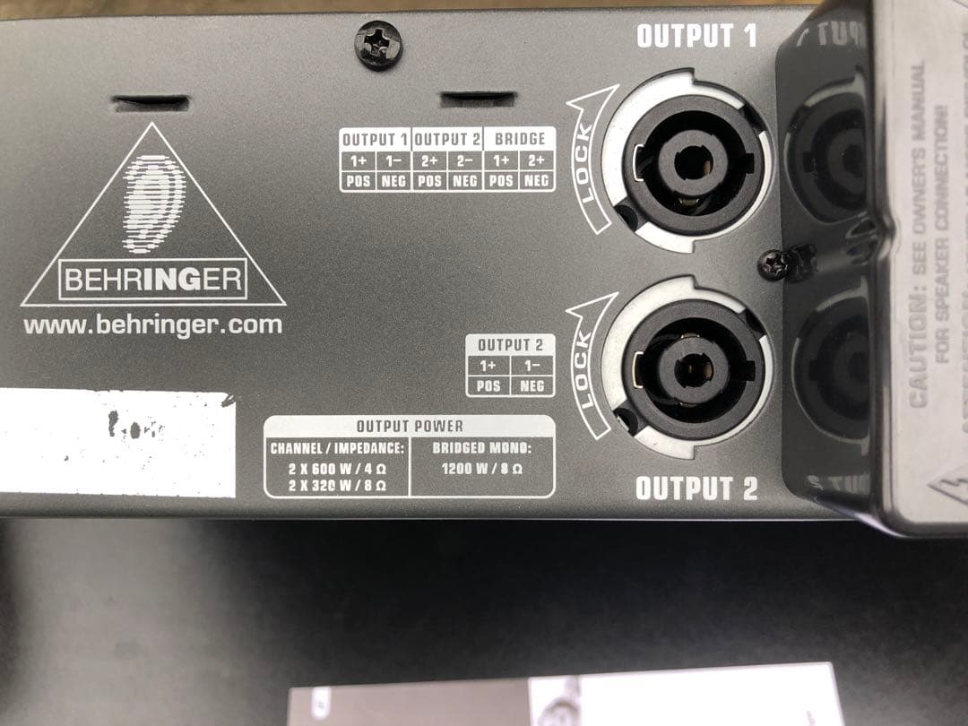アンプ BEHRINGER EPQ1200