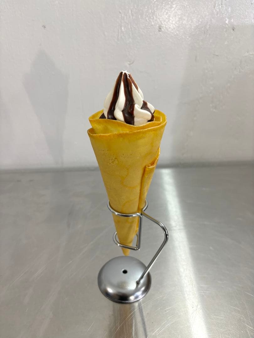 【希少】クレープ ソフトクリーム チョコ サンプルキッチンカー 移動販売