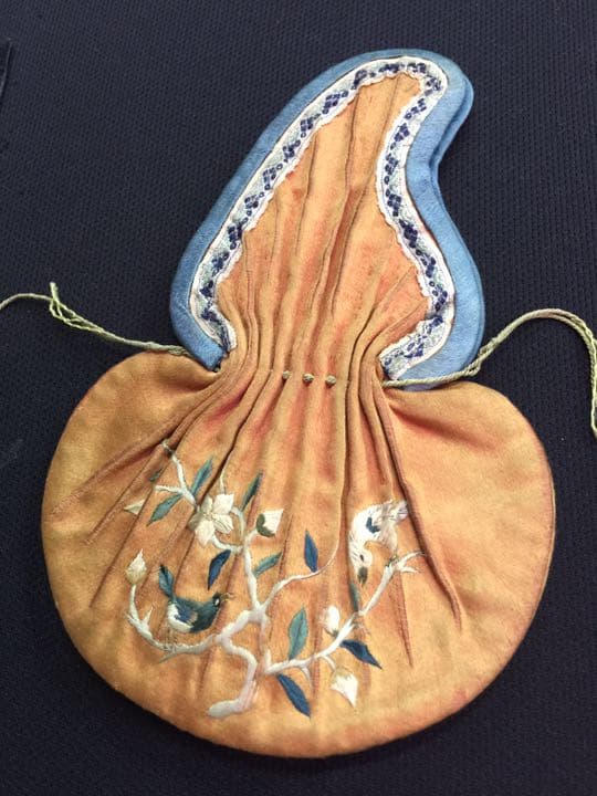 瓢箪型  刺繍香草入り  時代物  清時代 中国古玩