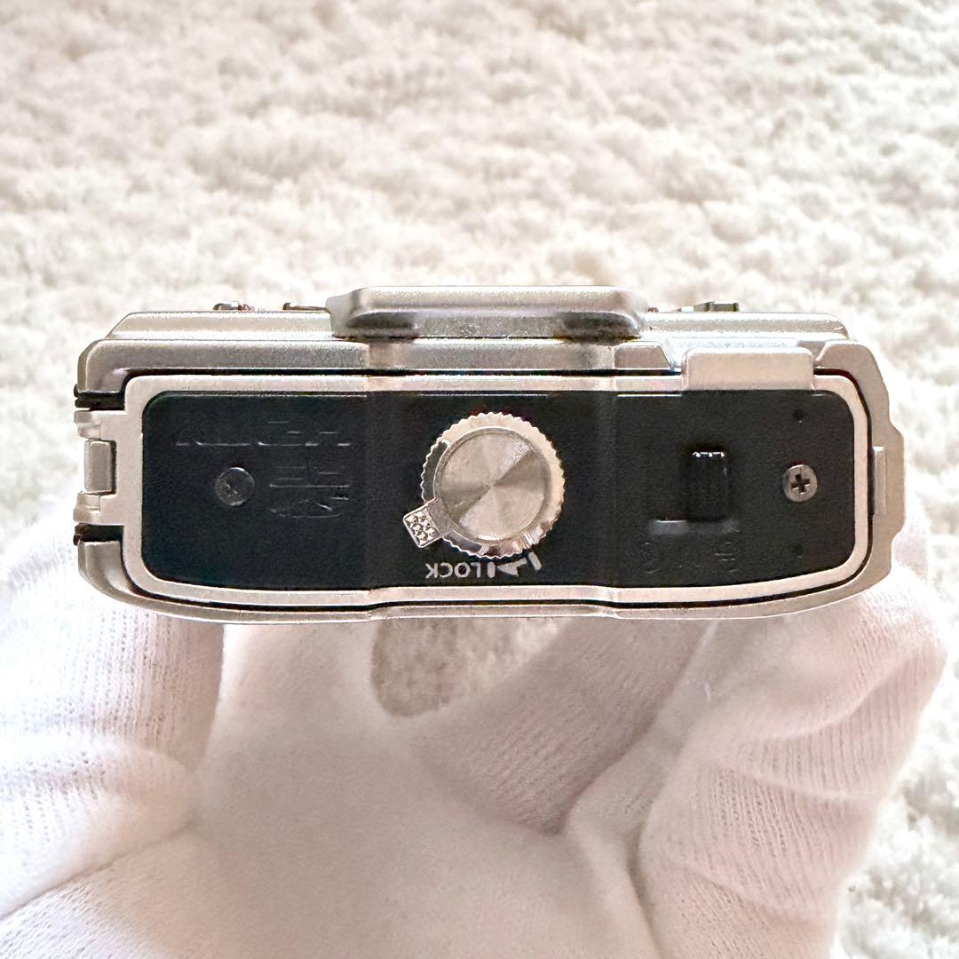 美品【動作確認済】OLYMPUS オリンパス μ TOUGH-8010 シルバー