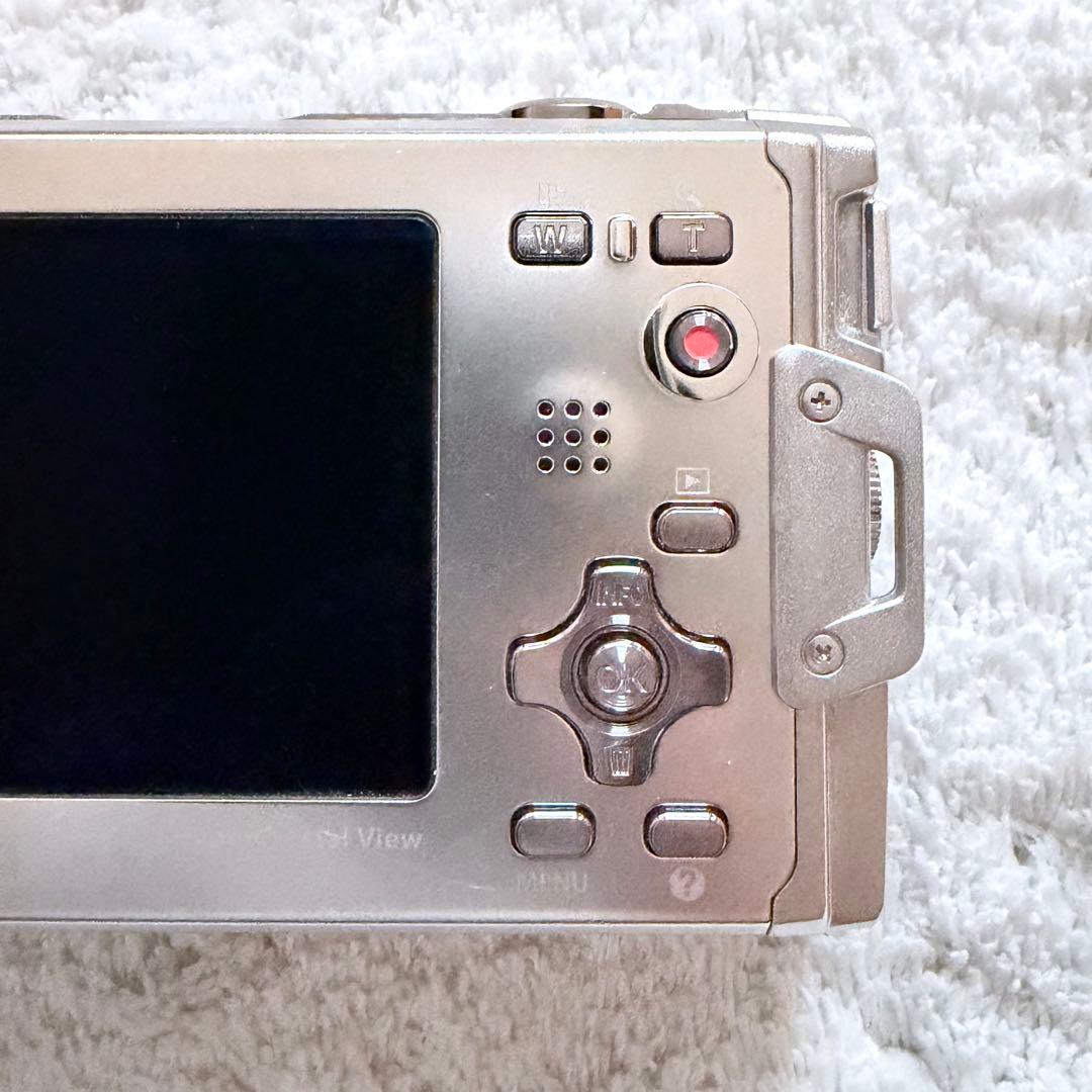 美品【動作確認済】OLYMPUS オリンパス μ TOUGH-8010 シルバー