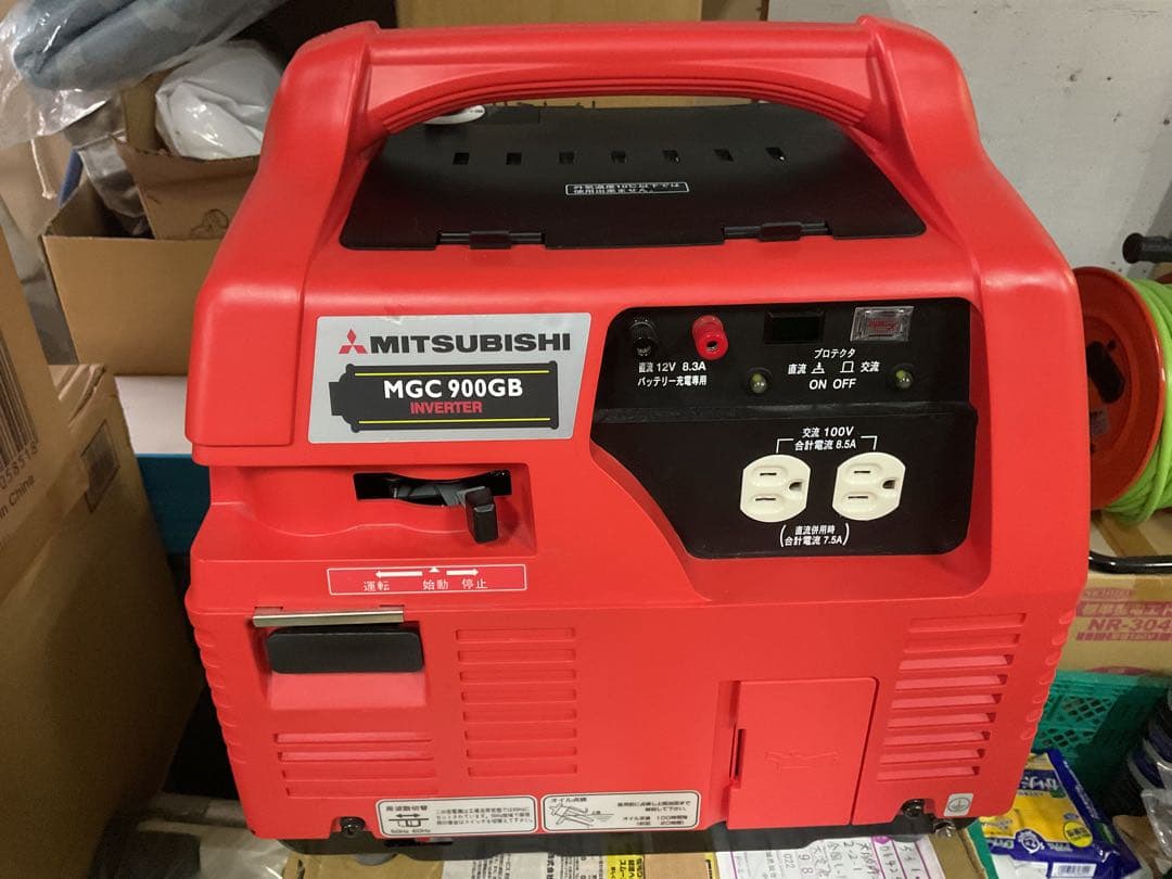 三菱重工　MITSUBISHI MGC 900GB インバーター発電機