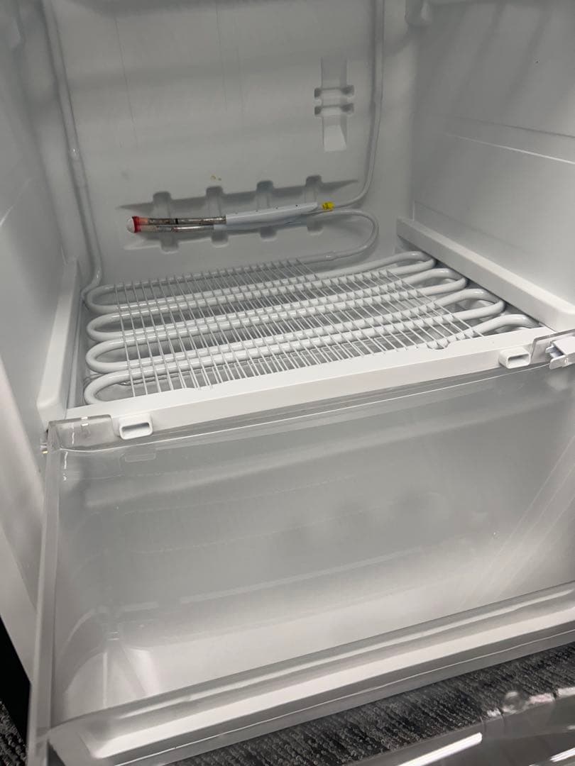 Comfee ノンフロン冷凍庫　小型冷凍庫　62L