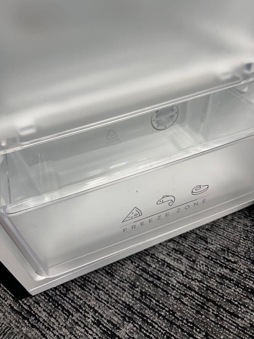 Comfee ノンフロン冷凍庫　小型冷凍庫　62L