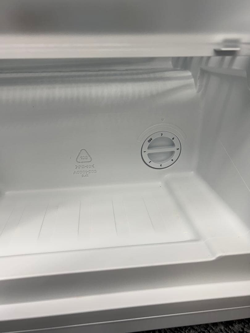 Comfee ノンフロン冷凍庫　小型冷凍庫　62L