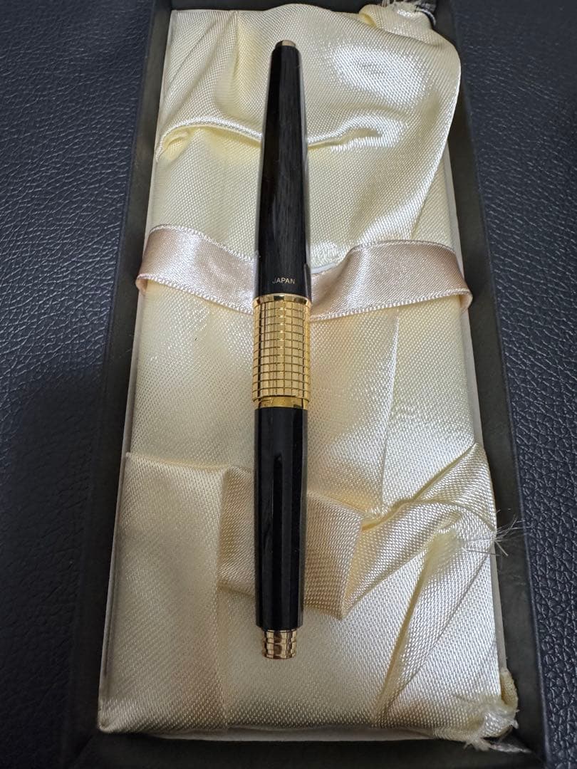 【旧ロゴ】ぺんてる ゴールドケリー 限定復刻版 Pentel5 箱付き