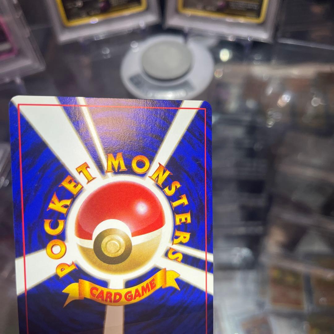 f*！様 ポケモンカード　旧裏　ピカチュウ