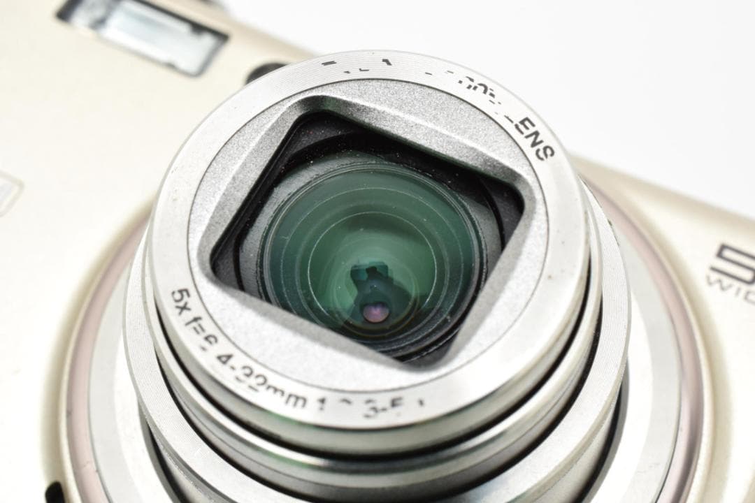 フジフィルム　FUJIFILM FinePix F200EXR ゴールド