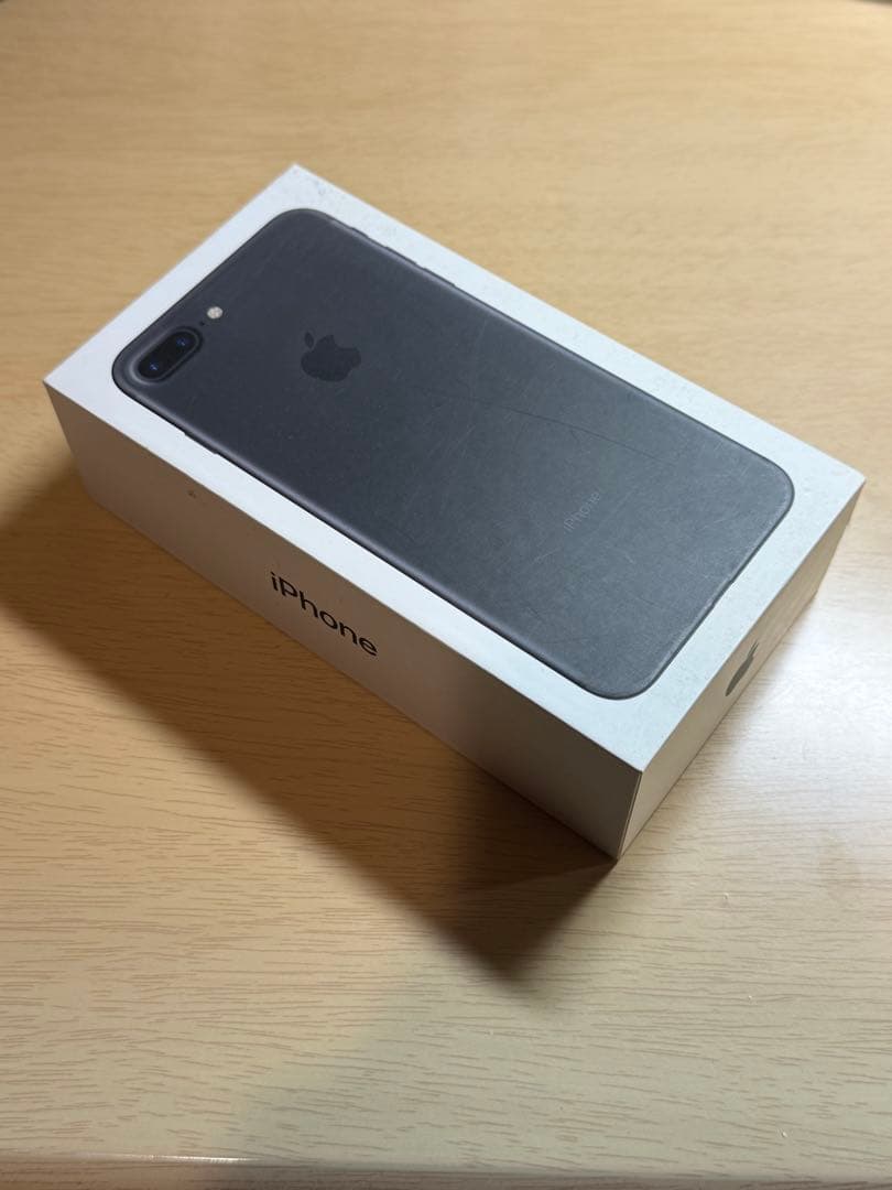 スマートフォン本体 iPhone7 plus 32GB