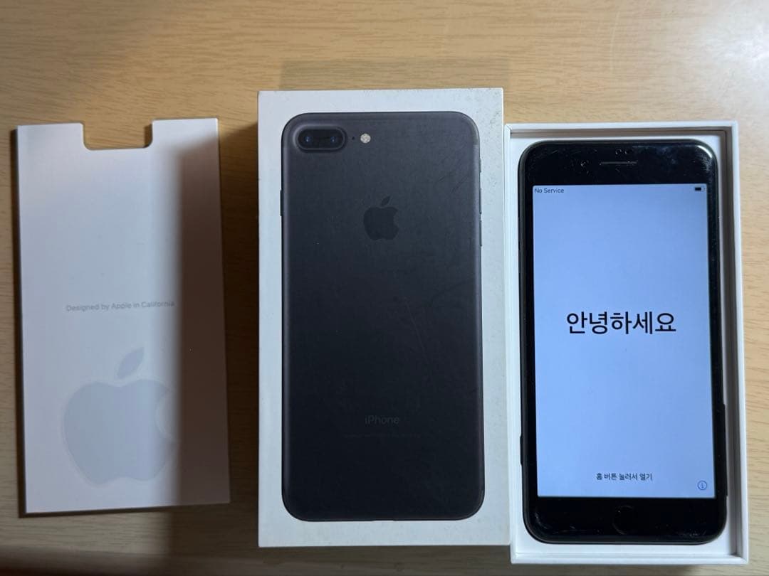 スマートフォン本体 iPhone7 plus 32GB