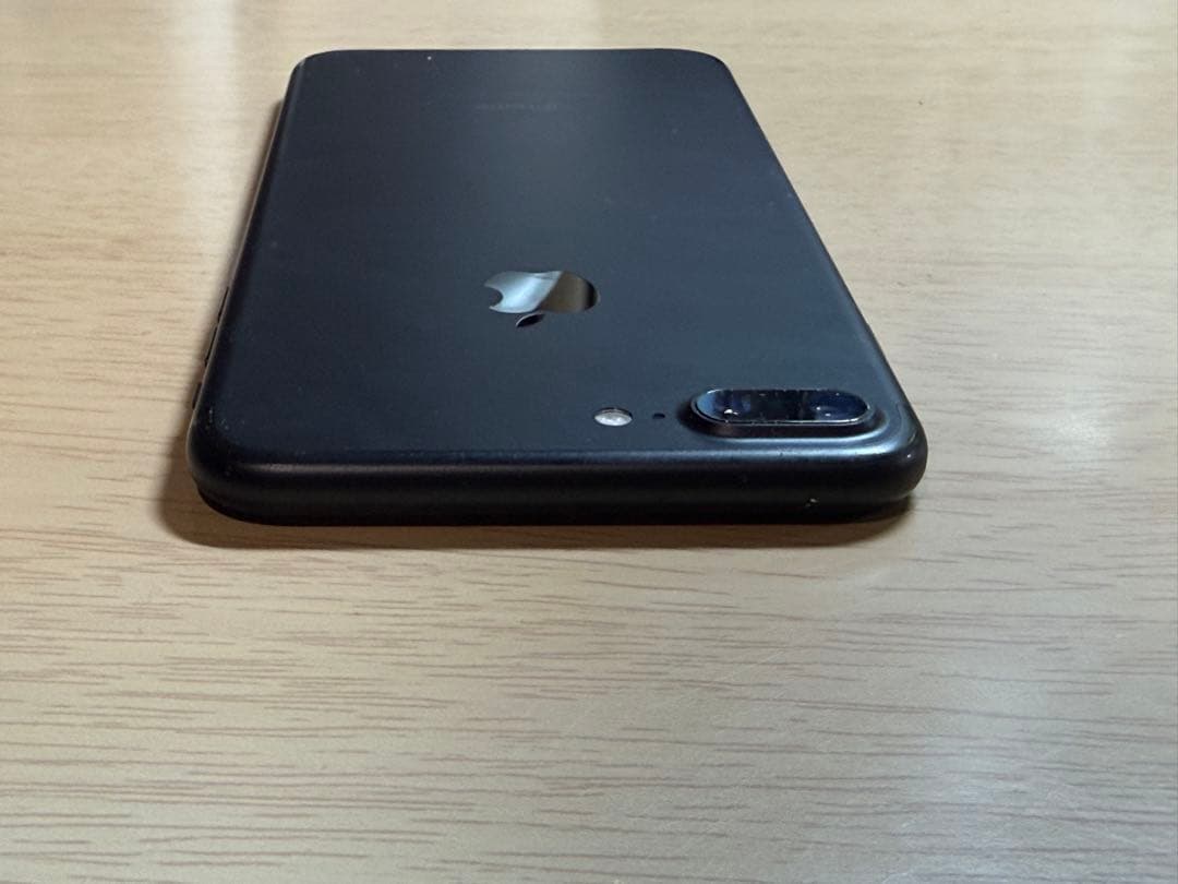 スマートフォン本体 iPhone7 plus 32GB