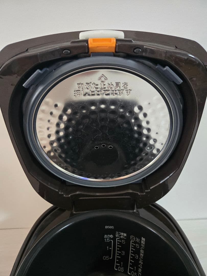 【美品】象印 NW-VC10 炊飯器 5.5合炊き ダークブラウン