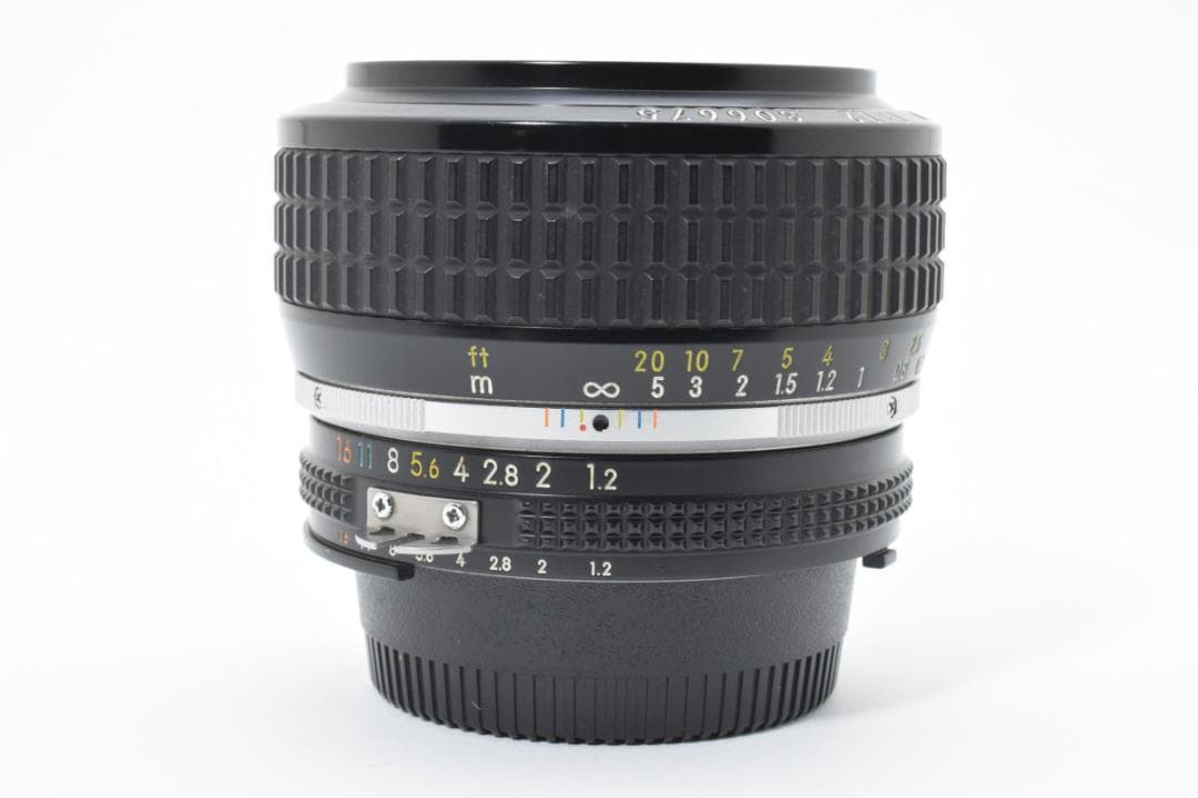 超美品 ニコン AI-S NIKKOR 50㎜ f1.2 MF レンズ B810