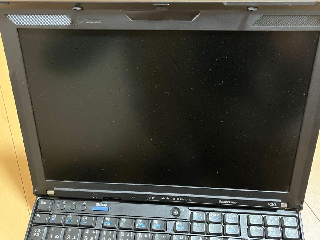 Lenovo thinkpad x201 メモリ8GB SSD240GB
