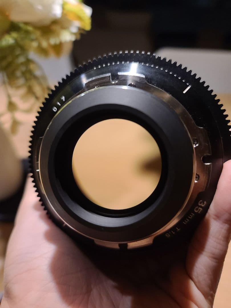 Sigma FF 35mm T1.5 PL マウント
