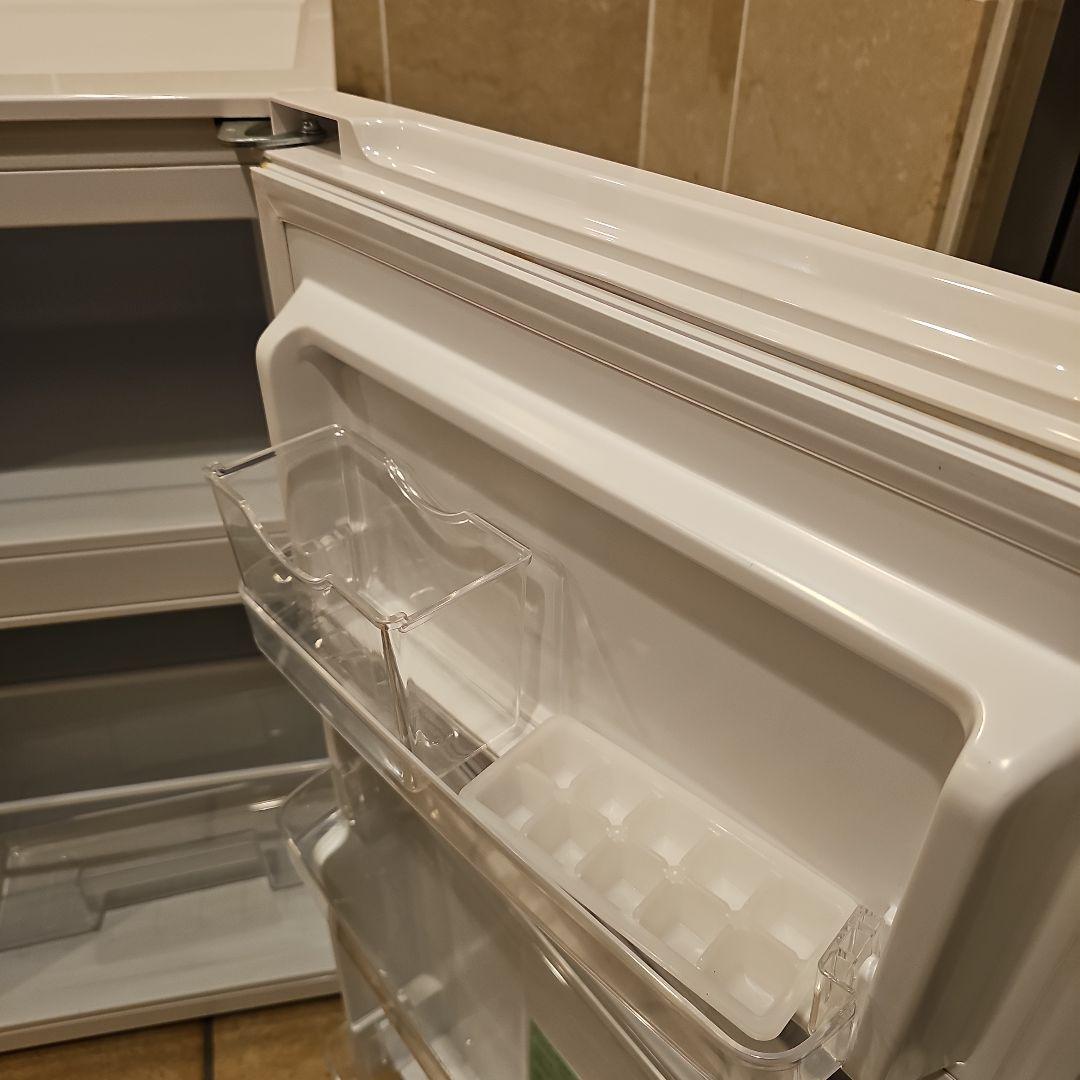 fif、全国一律送料無料！2020年製！キレイです✨️冷蔵庫90L