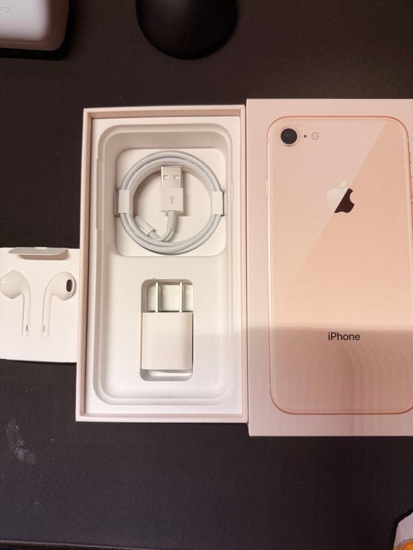 iPhone8 64GB 箱あり 付属品未使用