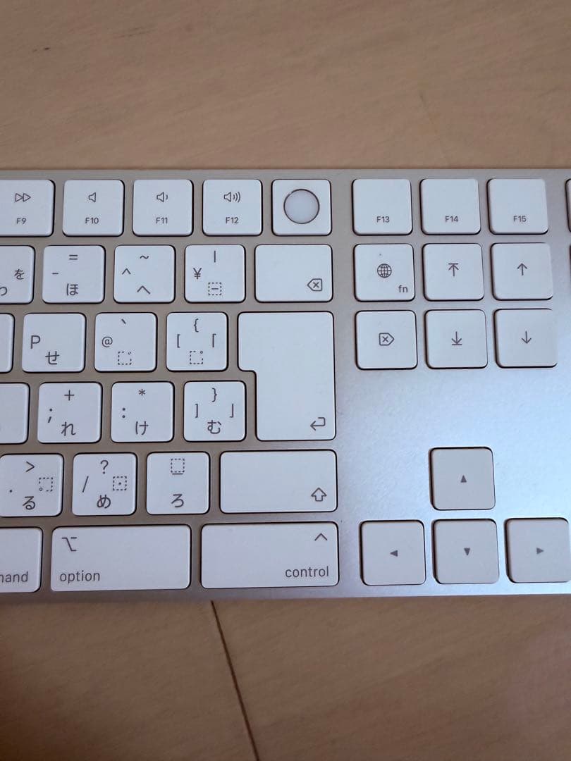 Apple Touch ID搭載　キーボード　テンキー付き　日本語(JIS)