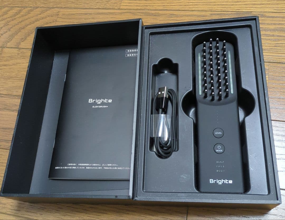 Brighte 美顔器 ブラック　エレキローション[化粧水]