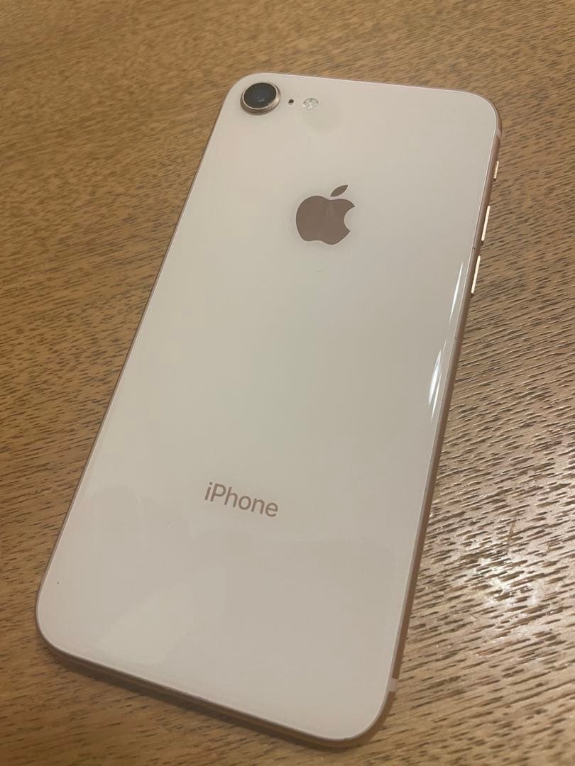 Apple iPhone 8 ピンクゴールド