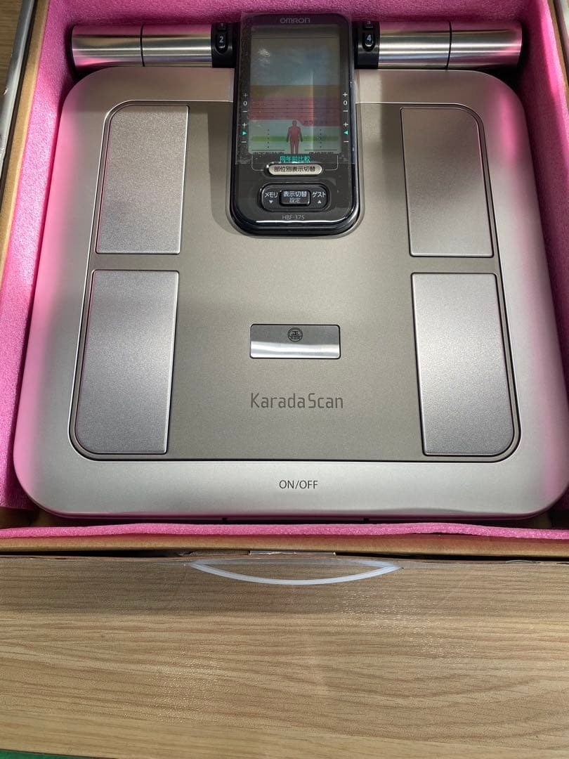 (未使用)オムロン 体組成計 カラダスキャン HBF-375 部位別