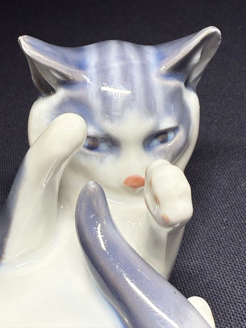 ロイヤルコペンハーゲン　猫　置物