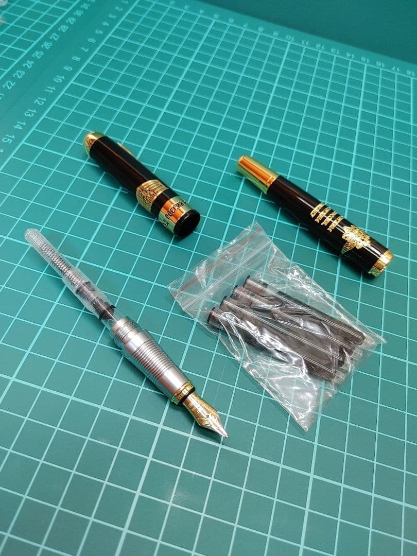 えむべーでー・旧ソ連製？・ロシア製・官僚・A新品万年筆