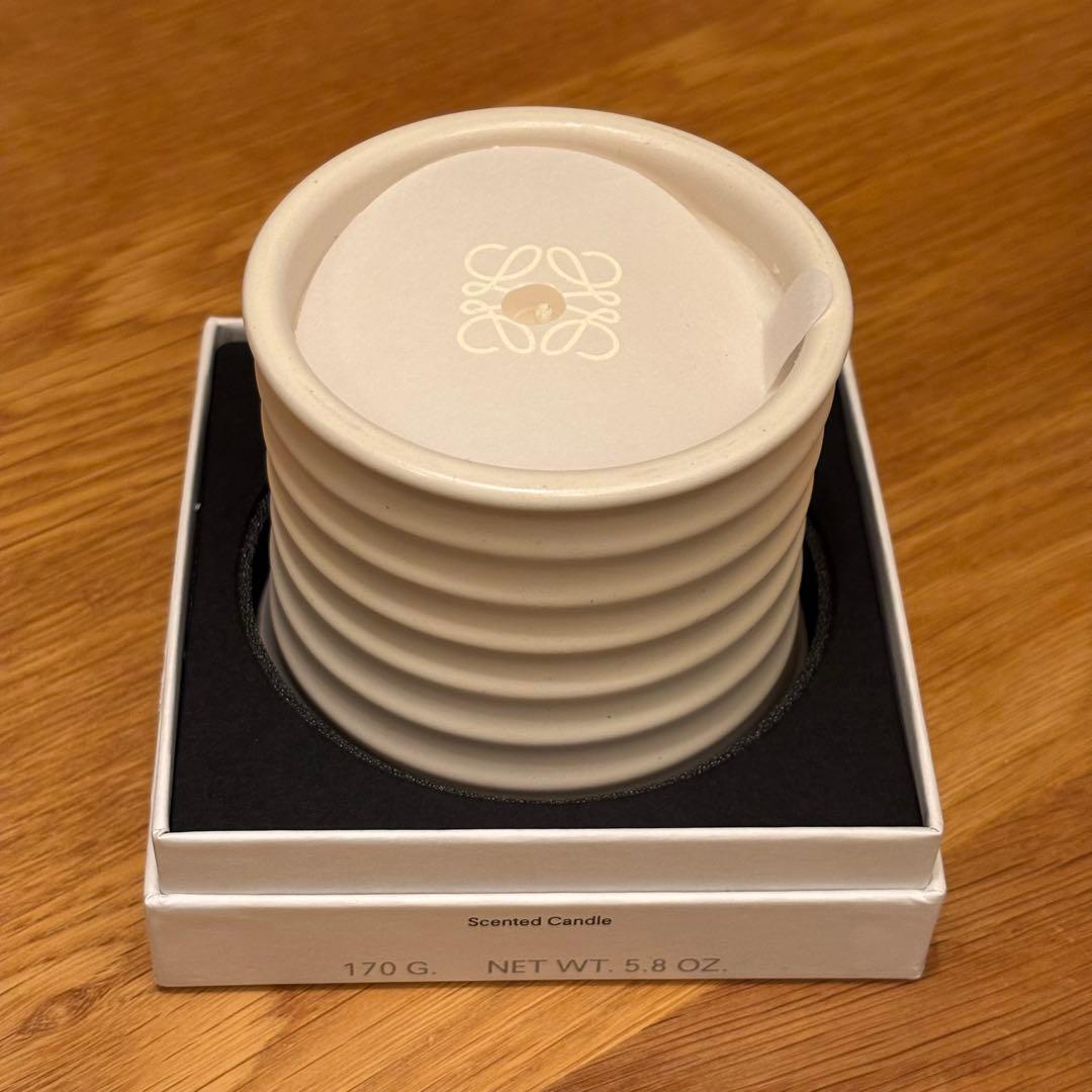 LOEWE Scented Candle OREGANO 蓋付き