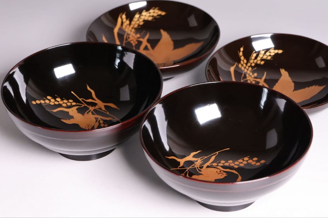 【MB288】天然木漆塗 親子雀と稲穂金蒔絵 黒椀 二客 大正昭和 漆芸 漆器
