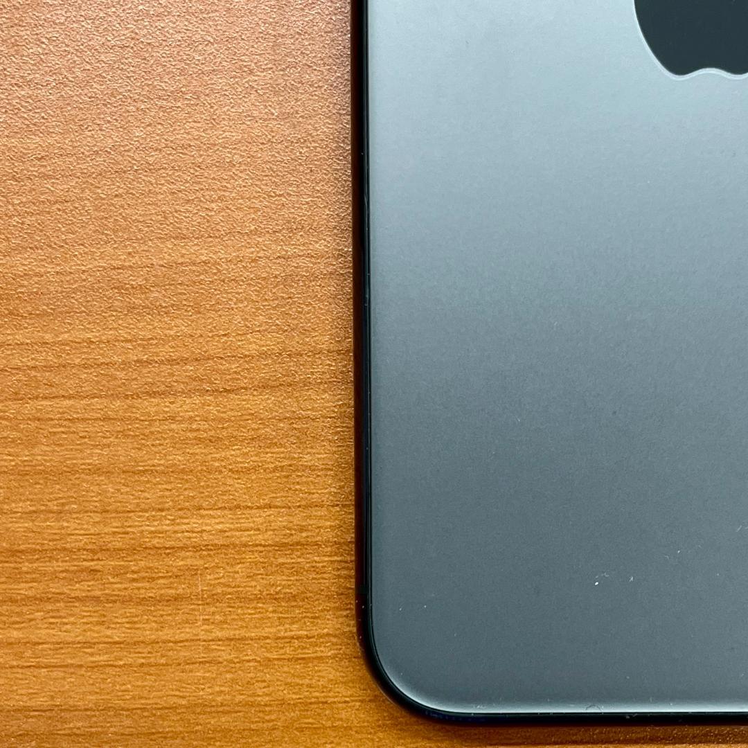 猫*様 動作確認済み iPhone 11 Pro 256GB ID 83L26