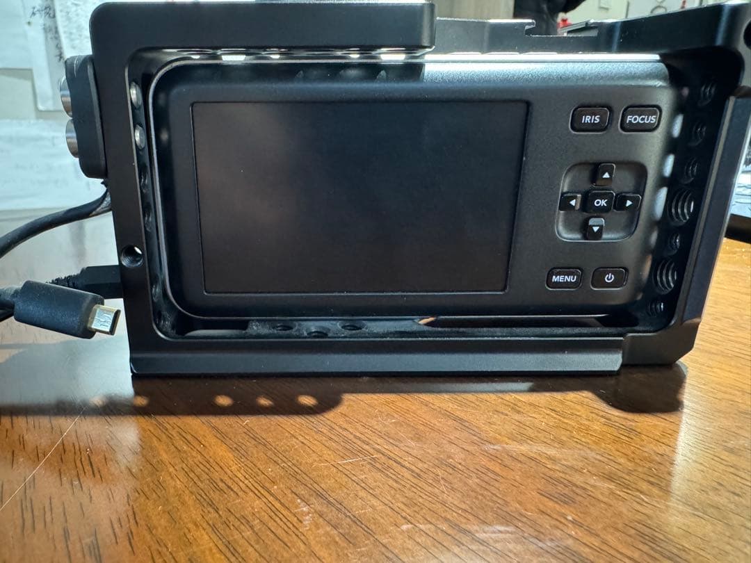 Blackmagic Pocket Cinema Camera 本体レンズリグ付