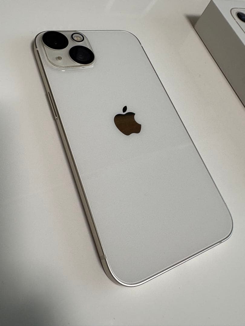 Apple iPhone 13 ホワイト 本体 ケース付き