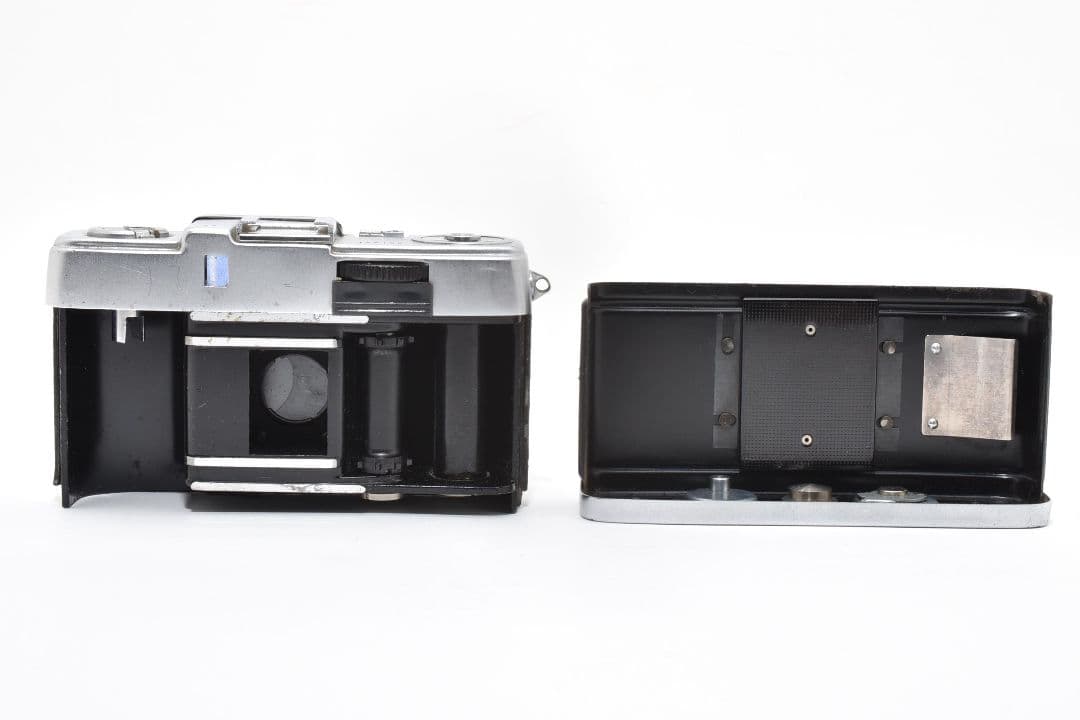 ☆貴重☆ OLYMPUS オリンパス 初代 PEN 三光 ペン フィルムカメラ
