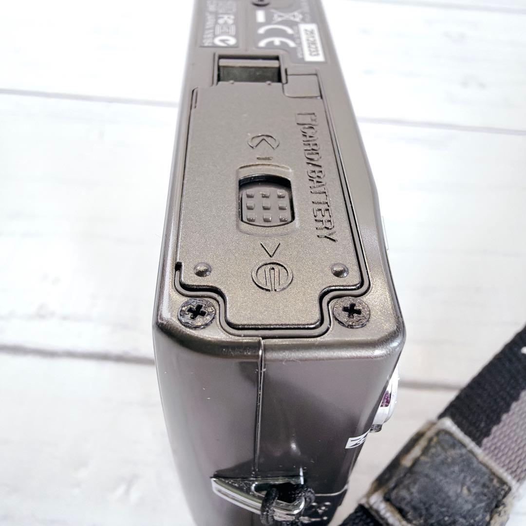 美品　Nikon COOLPIX S510 グレー
