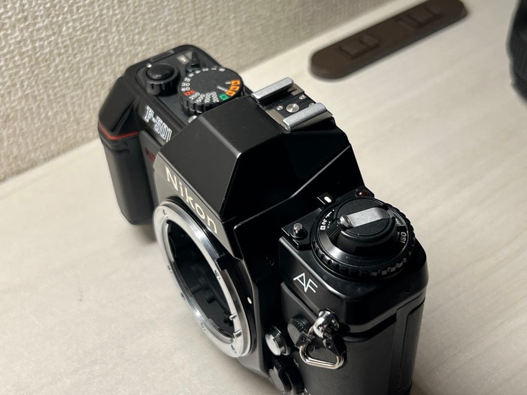 フィルムカメラ nikon F501 + Ai AF 24-50mm f3.3-4.5D
