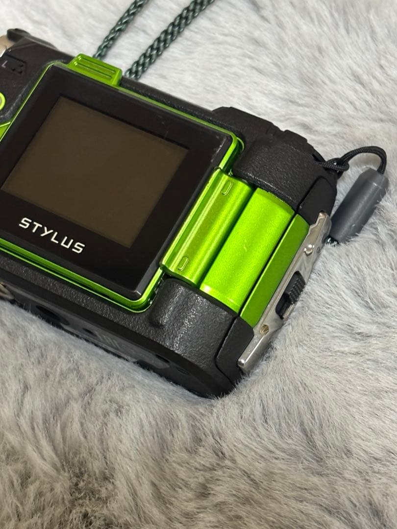 オリンパス　STYLUS TG-TRACKER デジカメ
