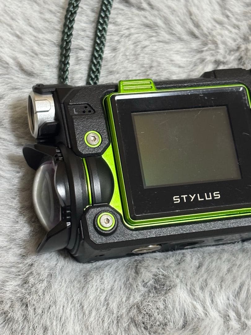 オリンパス　STYLUS TG-TRACKER デジカメ