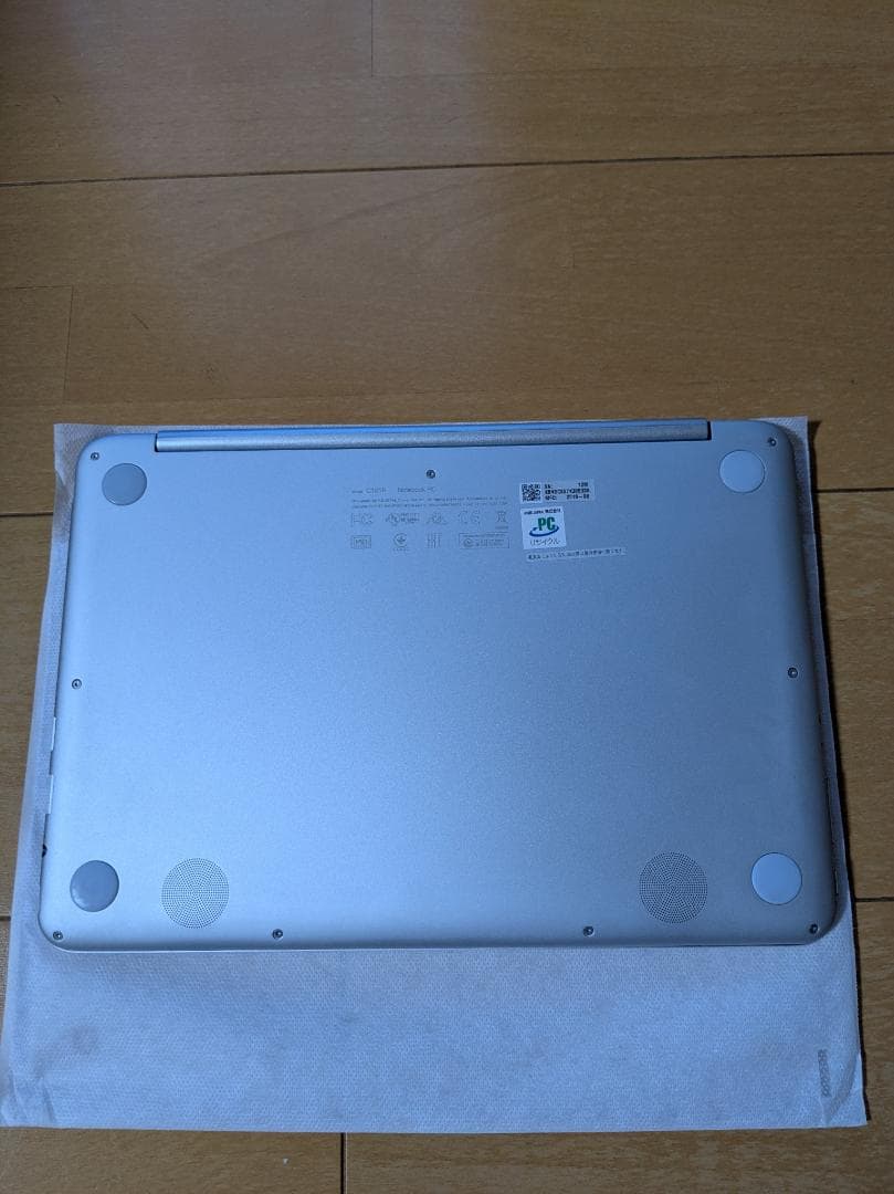 asus Chromebook Flip C101P シルバー