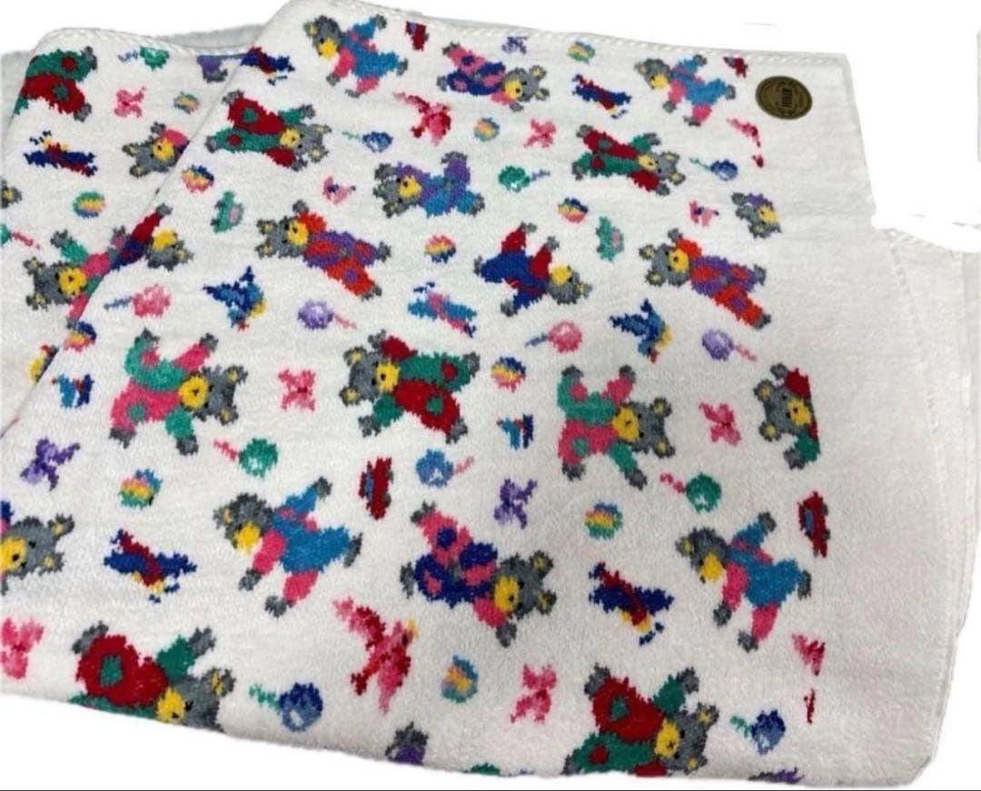 新品　フェイラー　くまさんの可愛いおくるみ　タオル　ひざ掛け