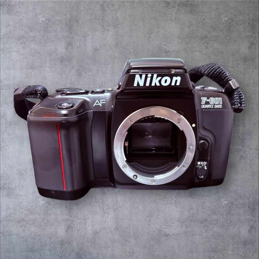 美品 ニコン Nikon F-601 フィルムカメラ