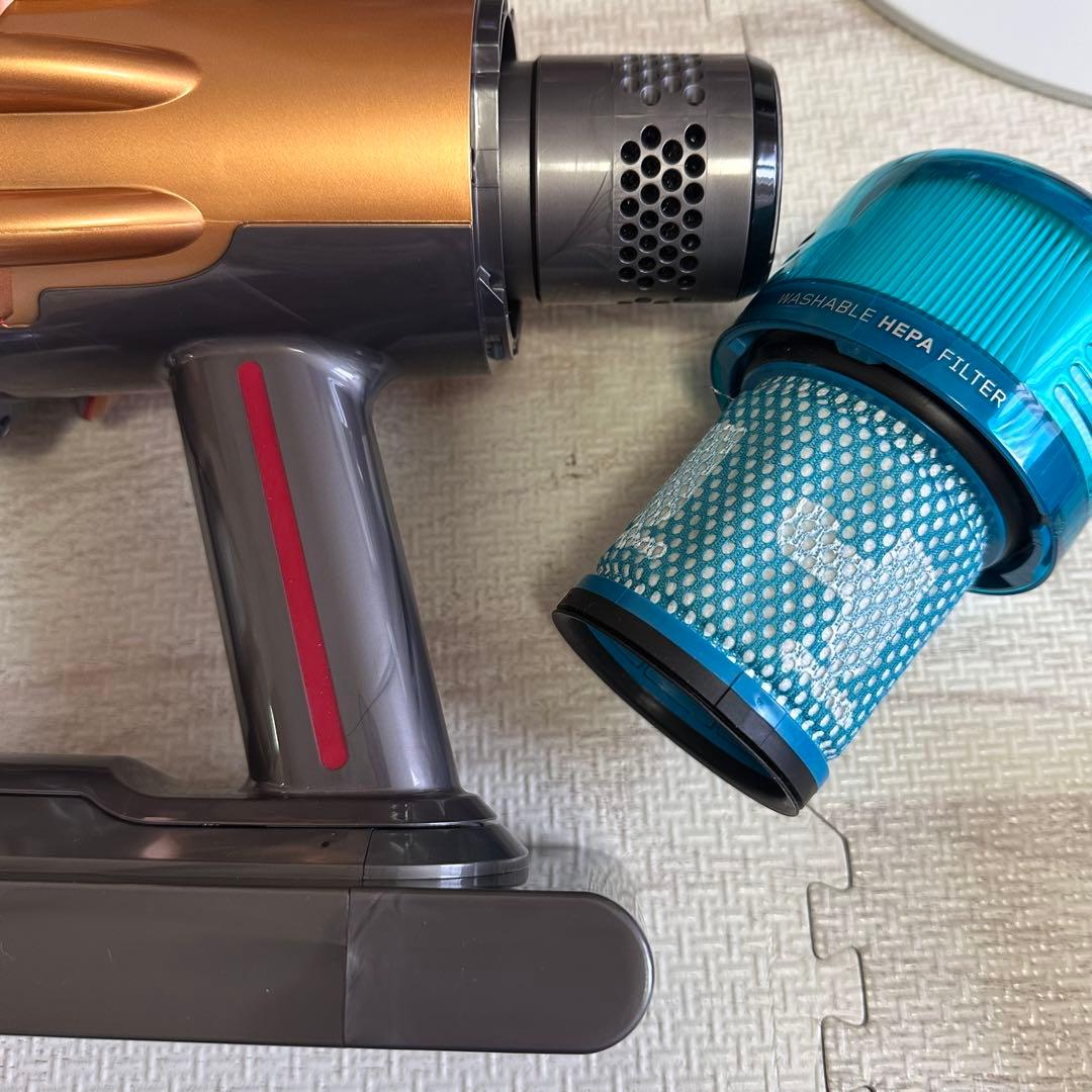 ⑦ Dyson sv46 V12 Detect Slim Absolute