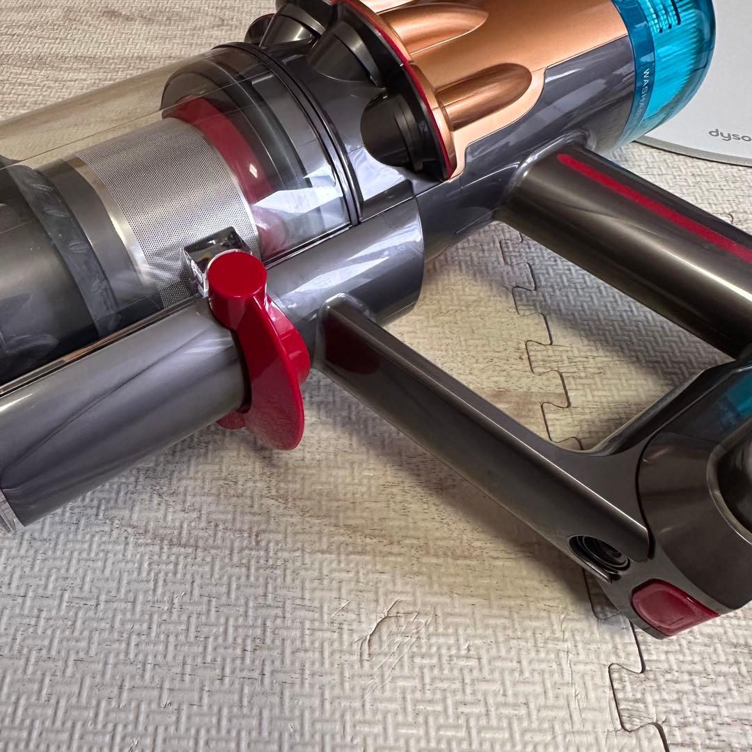 ⑦ Dyson sv46 V12 Detect Slim Absolute
