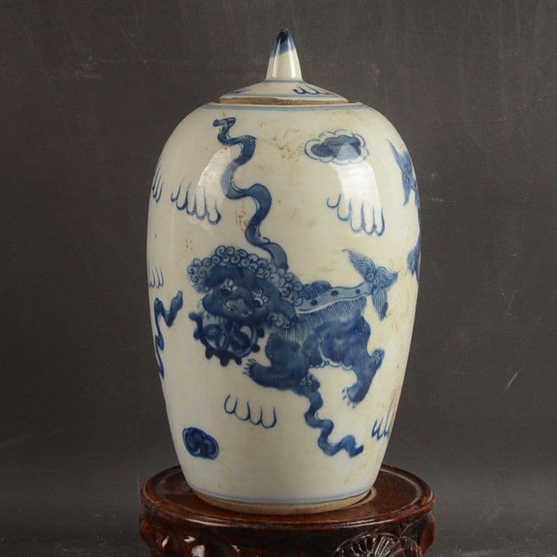 青花獅子あじさい冬瓜壺蓋壺 景徳鎮 陶磁器 装飾品 現代工芸品 美術品 置物