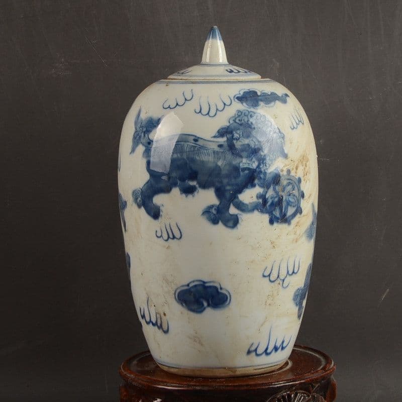 青花獅子あじさい冬瓜壺蓋壺 景徳鎮 陶磁器 装飾品 現代工芸品 美術品 置物